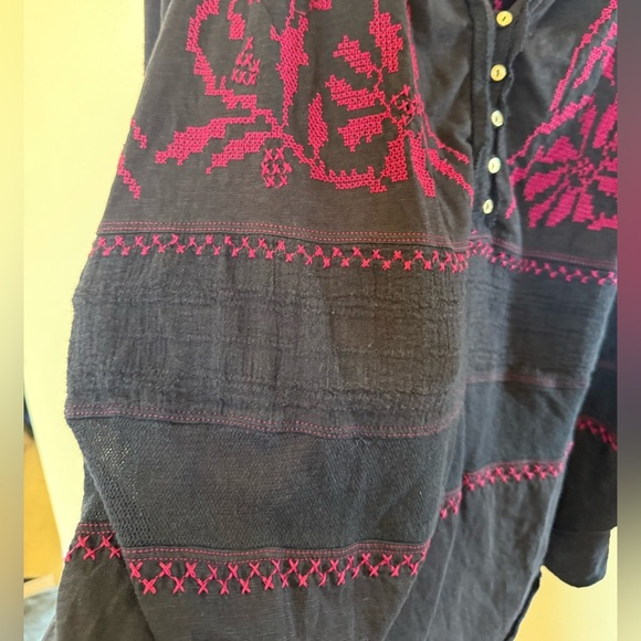 Free People Navy Persuasion Top with Pink Embroidery in Size Medium - Picture 4 of 9